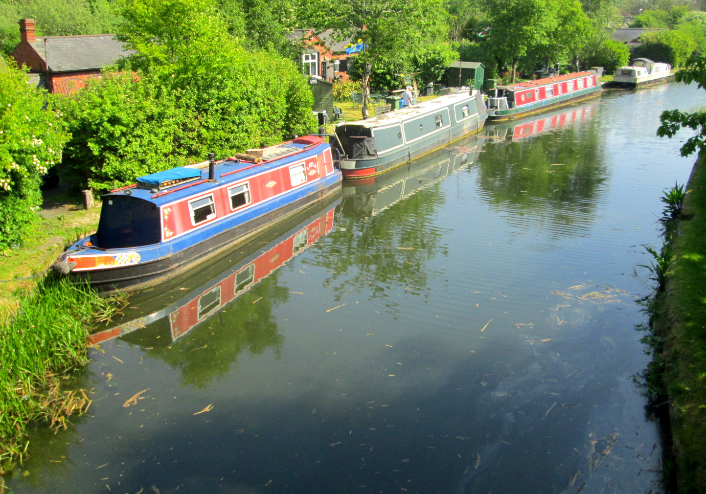 Careworn & Weary but trying! Walking Wyrley & Essington Canal 2