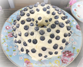 #mustikkaleivonnainen #hummingbirdbakery #baking #blueberries #cake #kahvikakku