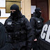 Uncompensated Drug Mule Reported Dealers to Cops