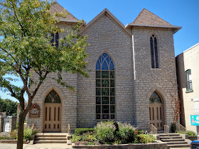 First Christian Church, Dixon, Illinois