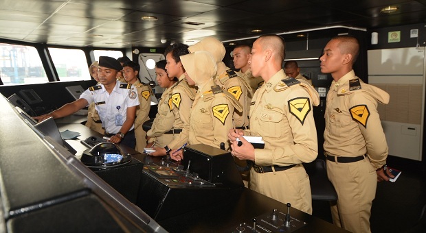 Siswa STIP Kunjungi Kapal Patroli Terbesar Bakamla RI