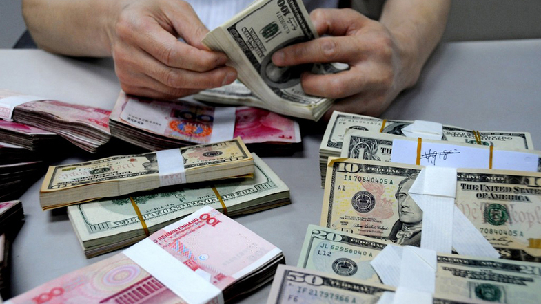 Falling forex reserves test china's resolve