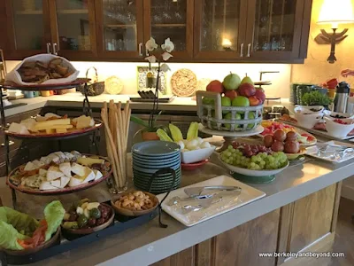 breakfast buffet at Rancho Caymus Inn in Rutherford, California
