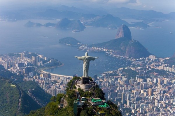 6 Fakta Unik Rio De Janeiro, Patungnya Tersambar Petir Setiap Tahun!