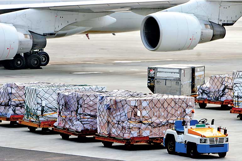 International and Domestic Courier Services in Delhi, Cargo Service