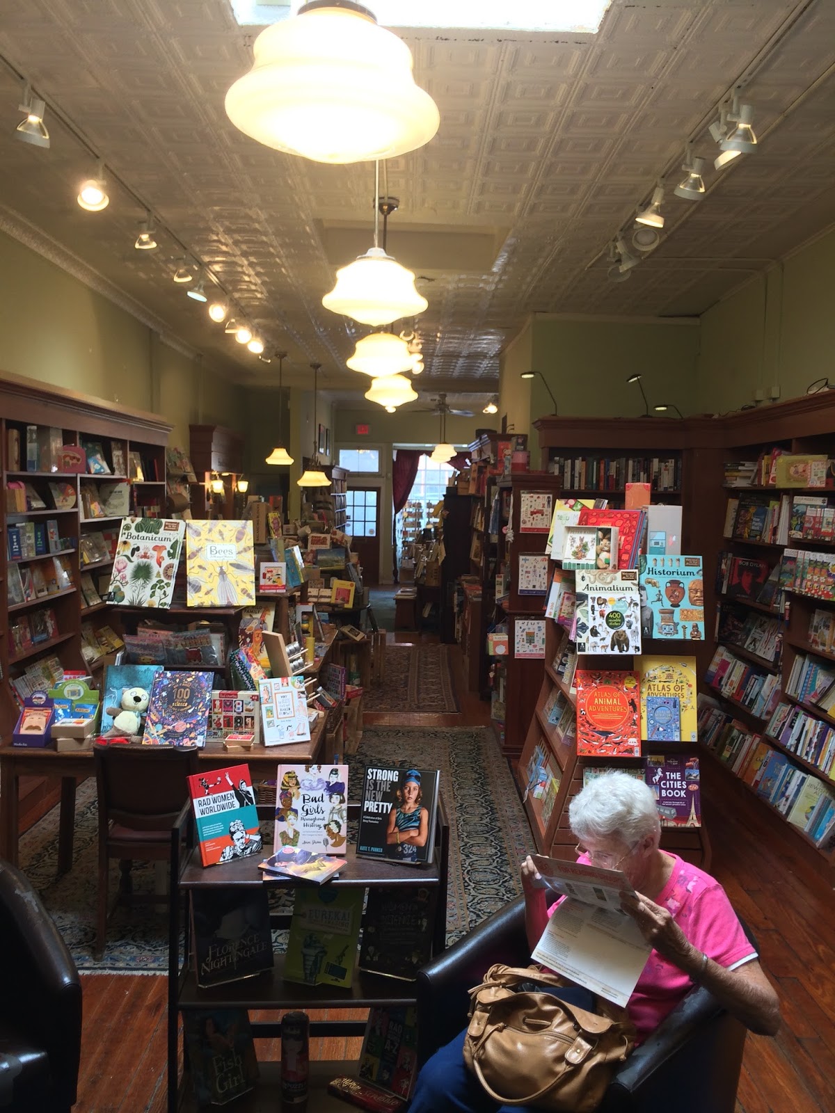 The Indie Bob Spot Head House Books Philadelphia, PA