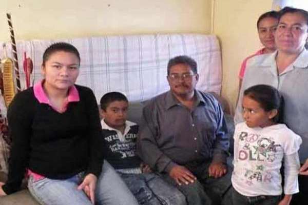 Pastor Josué Ovando es hostigado por católicos en México