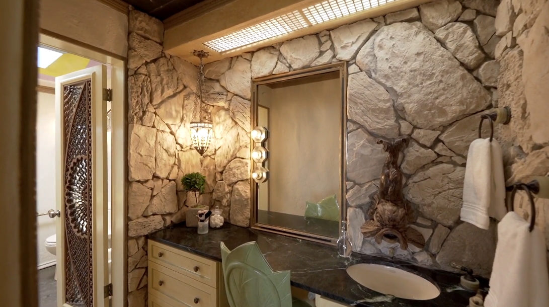 27 Interior Design Photos vs. 5270 Chelsea St, La Jolla, CA Luxury Home Tour