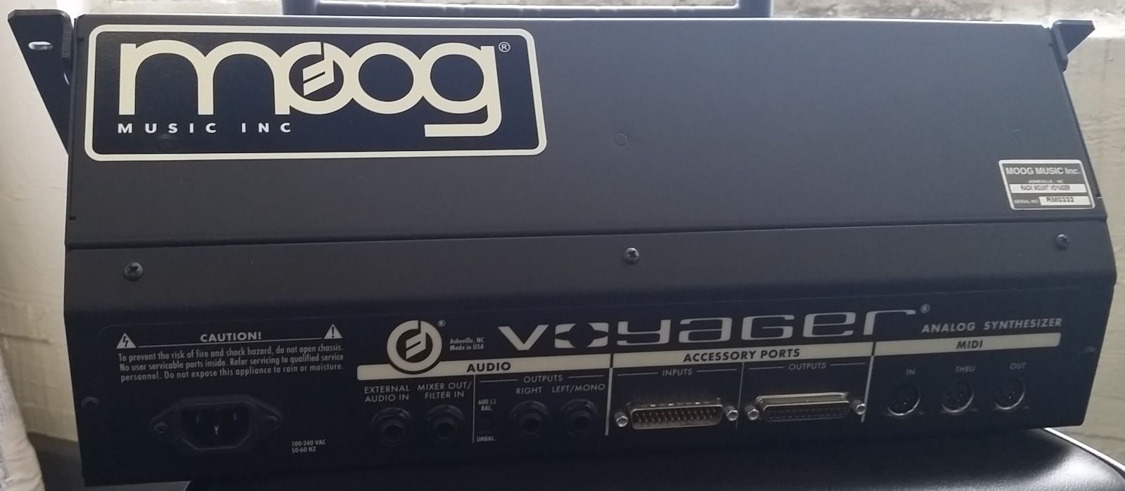 MATRIXSYNTH: Moog Minimoog Voyager RME Rack Mount Synthesizer SN RM0332