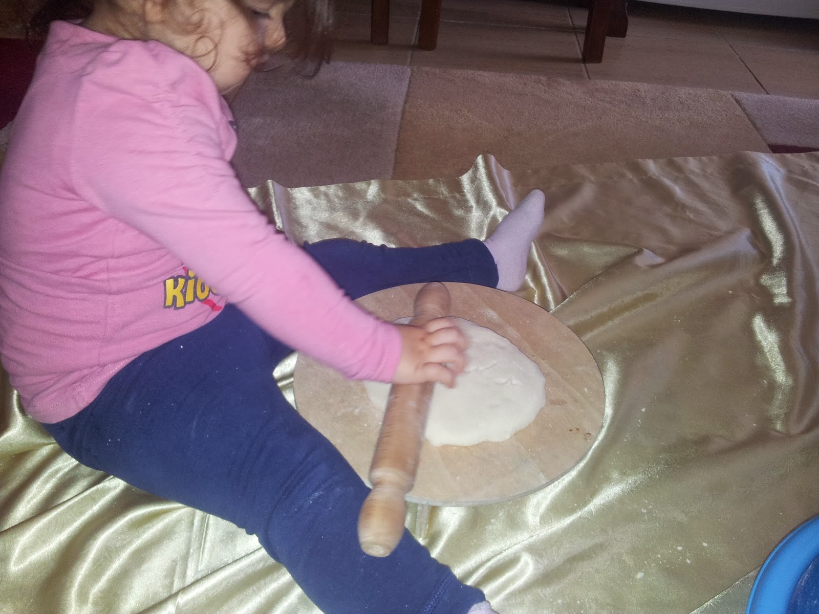 HAYAT DEFNE'YLE GÜZEL!!!: Seramik Çalışması: El ve Ayak İzi Çıkarmaca