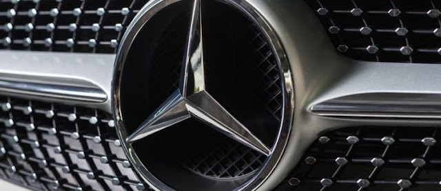 Hãng ô tô Daimler mua lại dịch vụ Bitcoin để phát triển “Mercedes Pay”