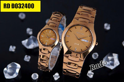 Đồng hồ Rado Đ032400 quà tặng bố mẹ mang theo cả tình yêu