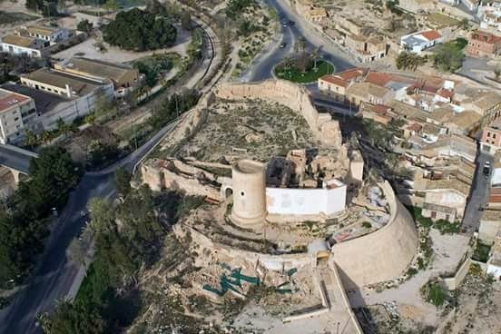 El Patrimonio Histórico y Cultural de Elda (Alicante): U001 El Castillo ...