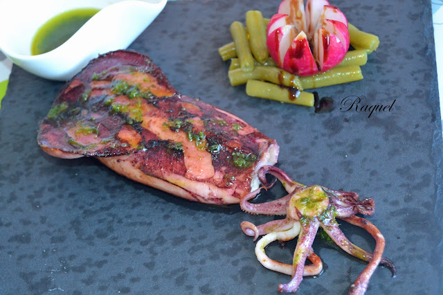 Calamares A La Plancha Con Ajo Y Perejil 
