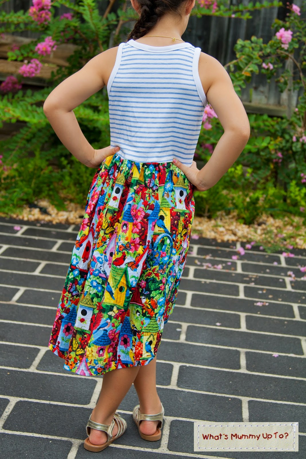 What's Mummy Up To ...: Tutorial: High-Low Play-time Dress