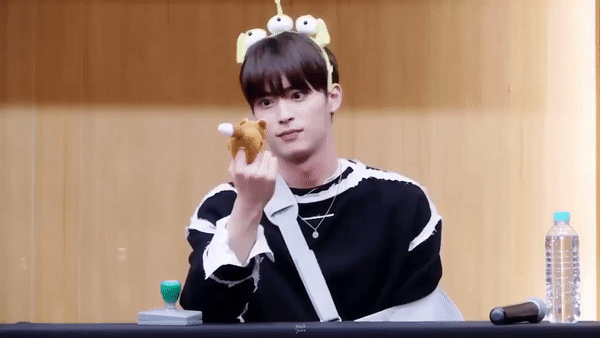 쇼미 2초남에서 차은우 아역으로 마이틴 비주얼 담당 신준섭.jpgif | 인스티즈