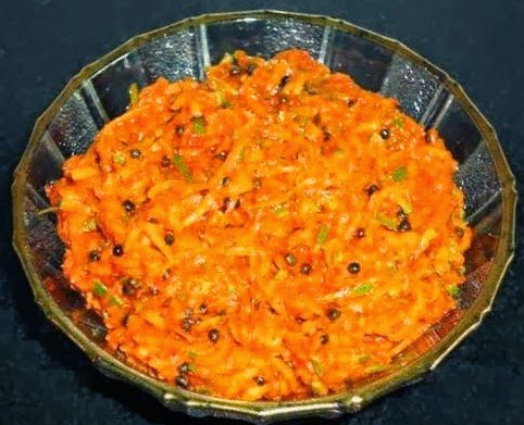 mango pachadi in a serving bowl