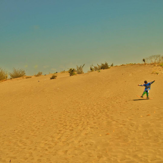 Sandboarding Gumuk Pasir Parangkusumo cahyogyacom