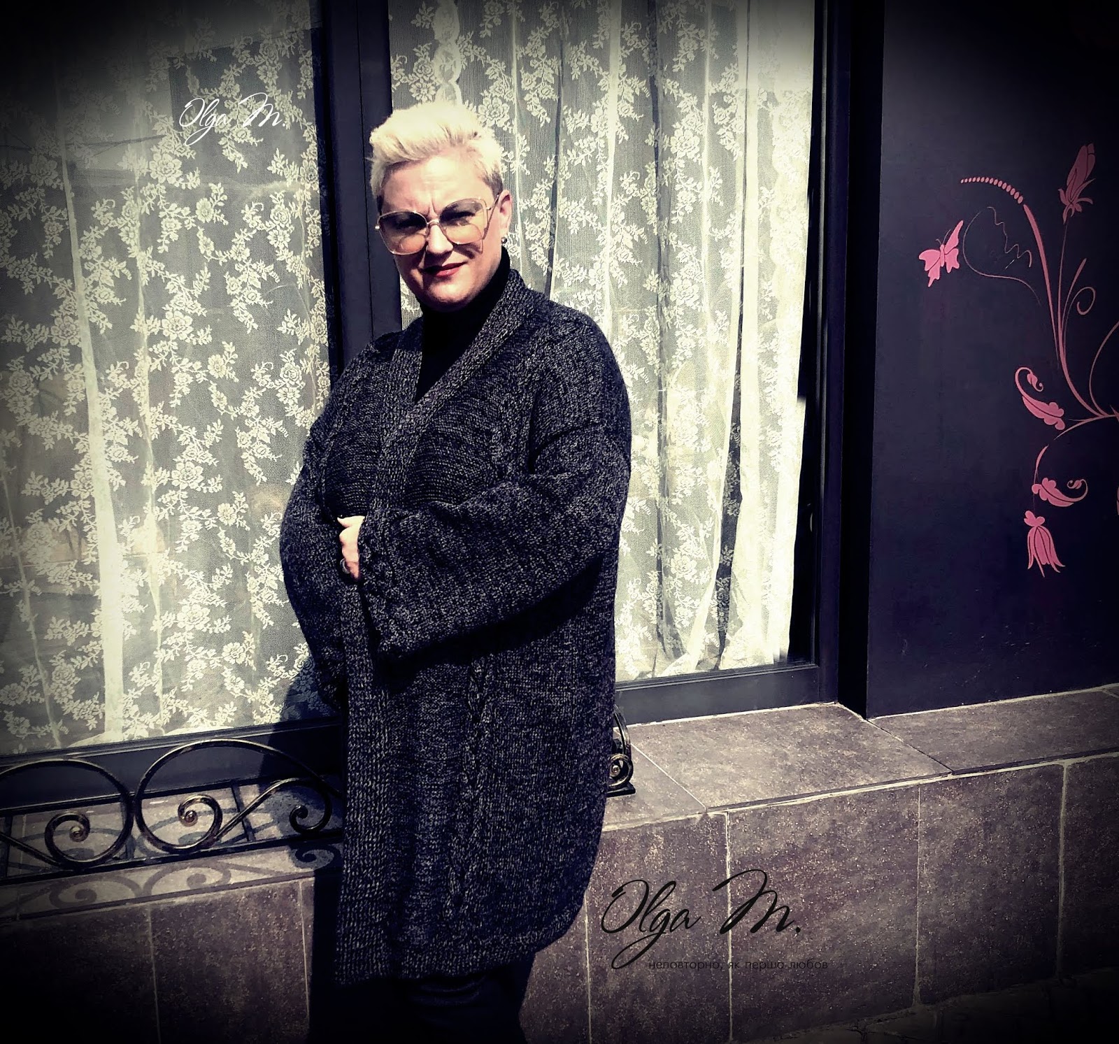 Черно-белый меланжевый кардиган. Спицы.