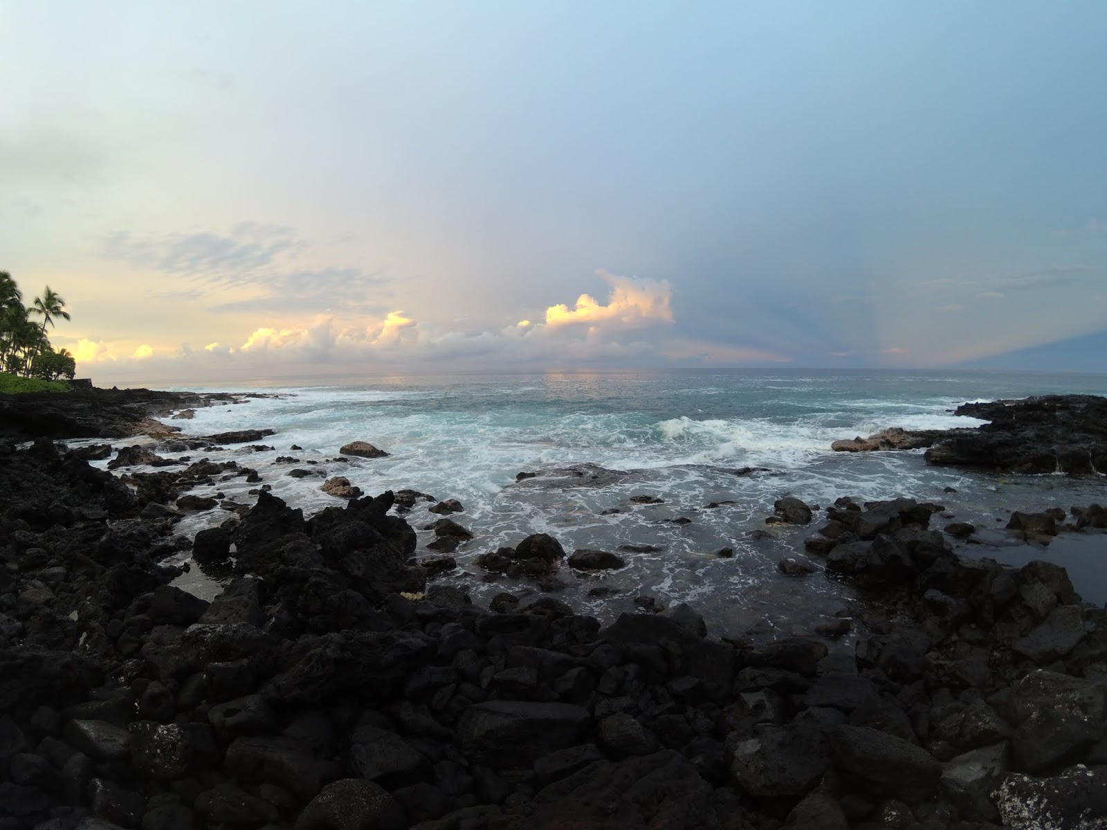 Shore Fishing Big Island Hawaii / Surf Fishing Big Island Hunting the