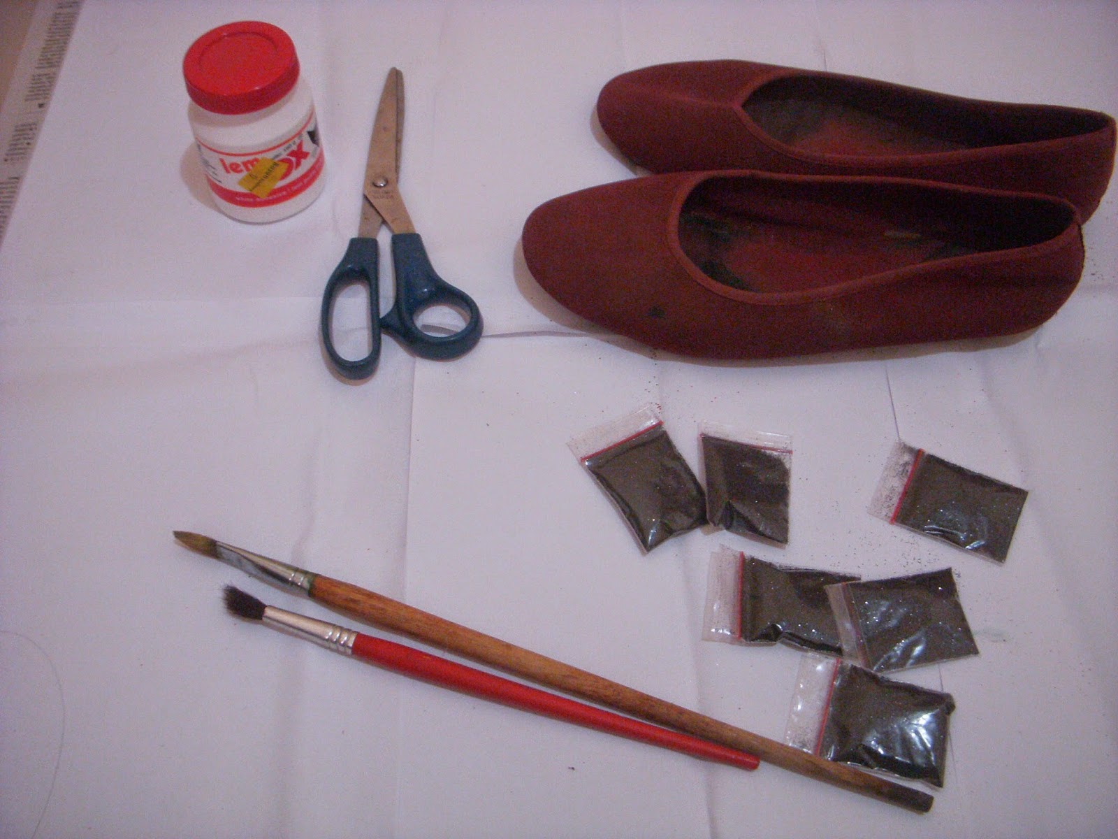 LIGHTZIEY How to Recycle Old Shoes ( D.I.Y )