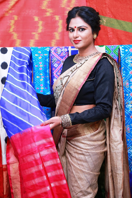 Actress Deekshitha Parvathi Inaugurates Pochampally IKAT art mela @ Secundrabad