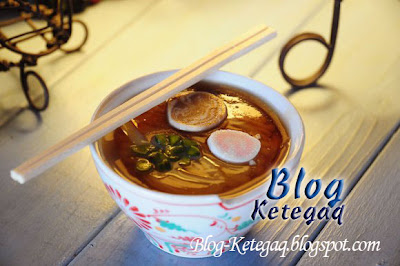 Kek ramen yang kreatif