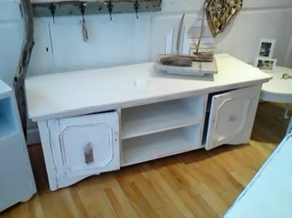 How to make money painting furniture How to make money painting furniture