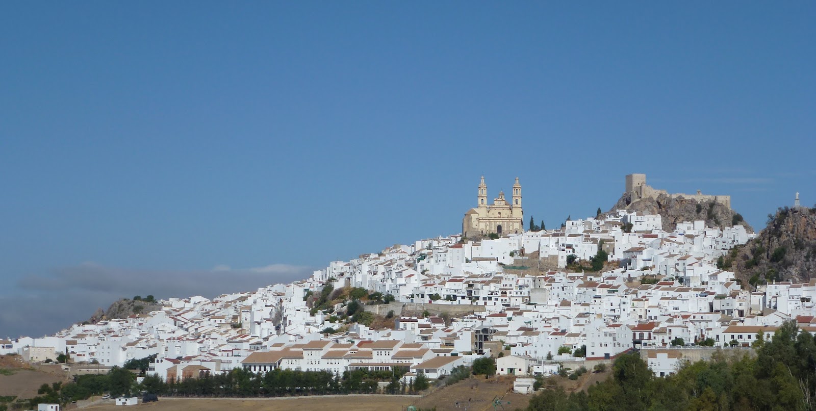 Olvera Diary El Castillo Y La Iglesia