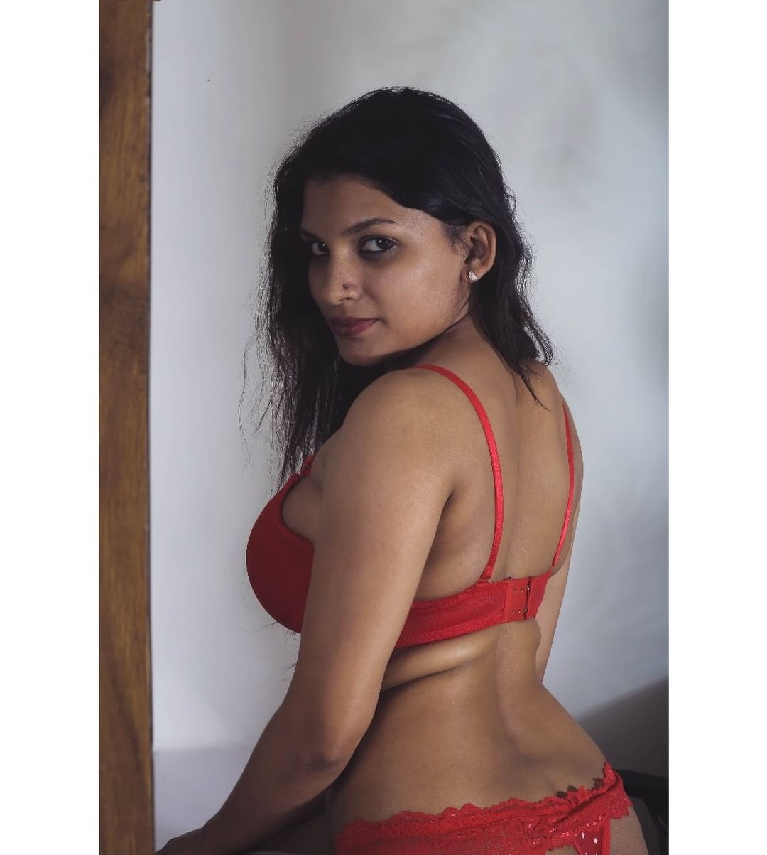 1080px x 1203px - Reshmi R Nair Hot Photoshoot | Malayalam Model Reshmi R nair Hot