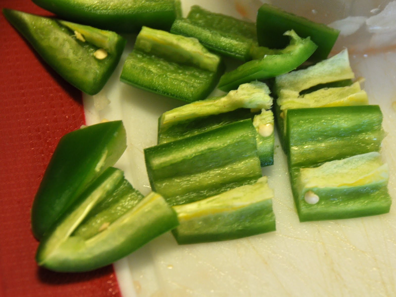 bacon jalapeno popper peppers with seeds removed