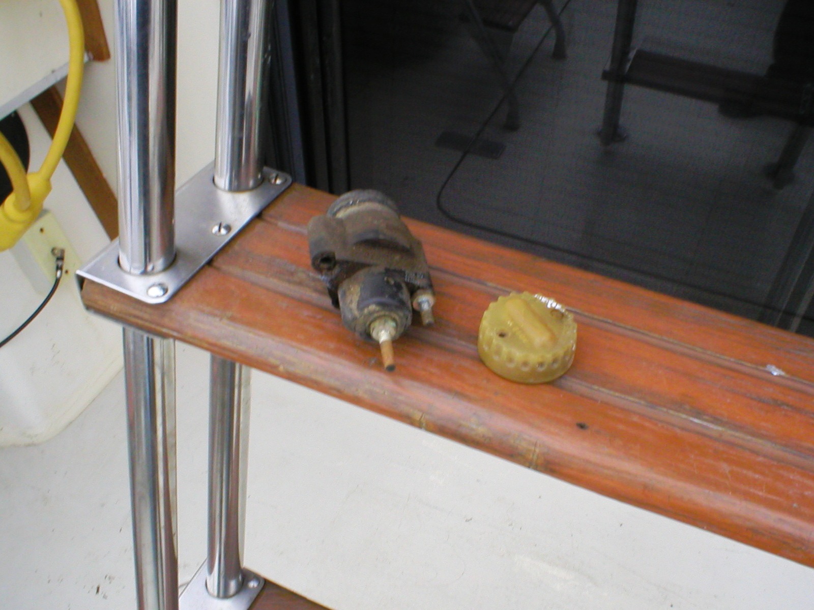 Silverton 34C Reverse Polarity