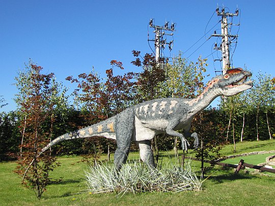 Dilofozaur (Dilophosaurus)