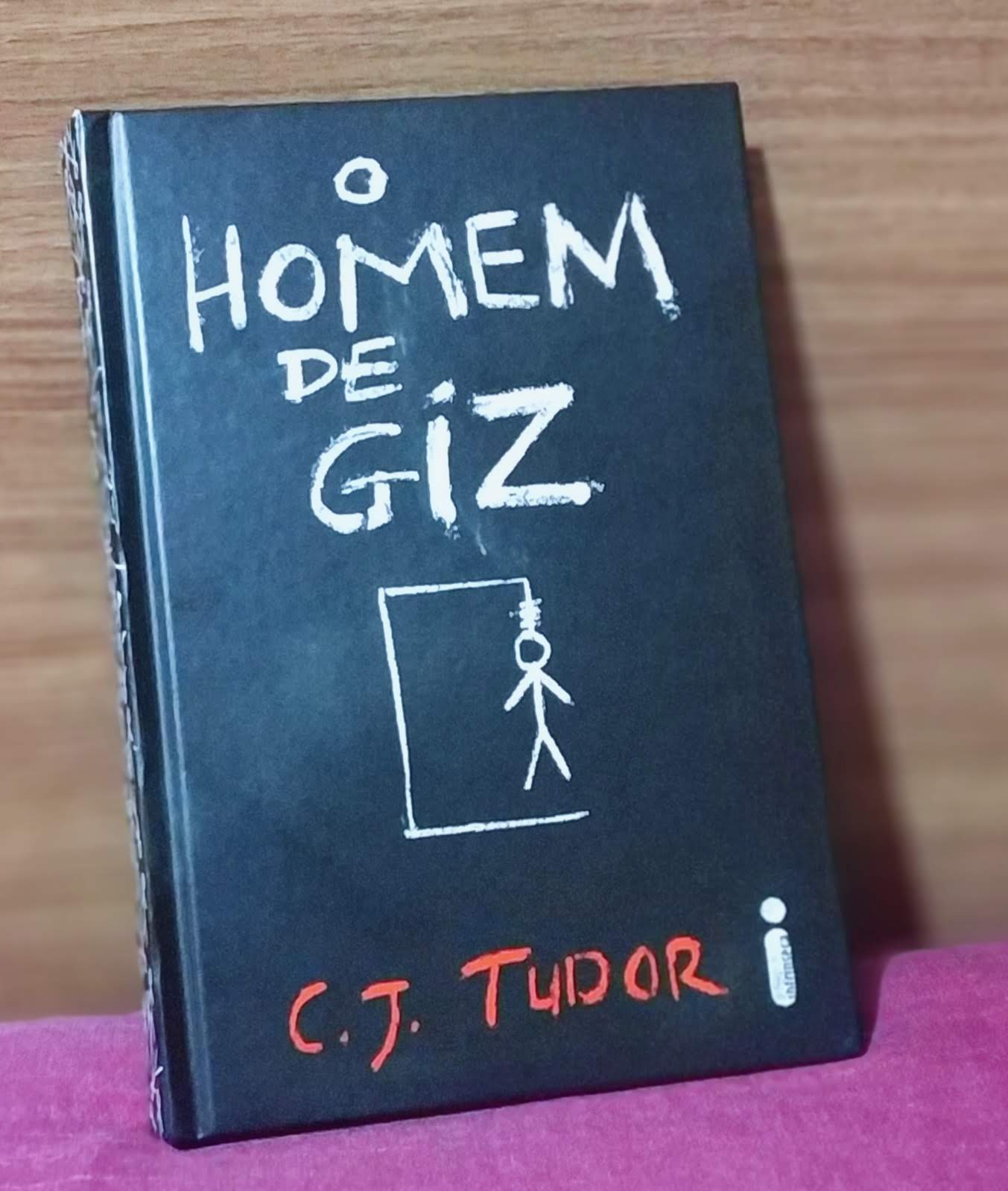 Dividindo Experiências: O Homem de Giz de C. J. Tudor