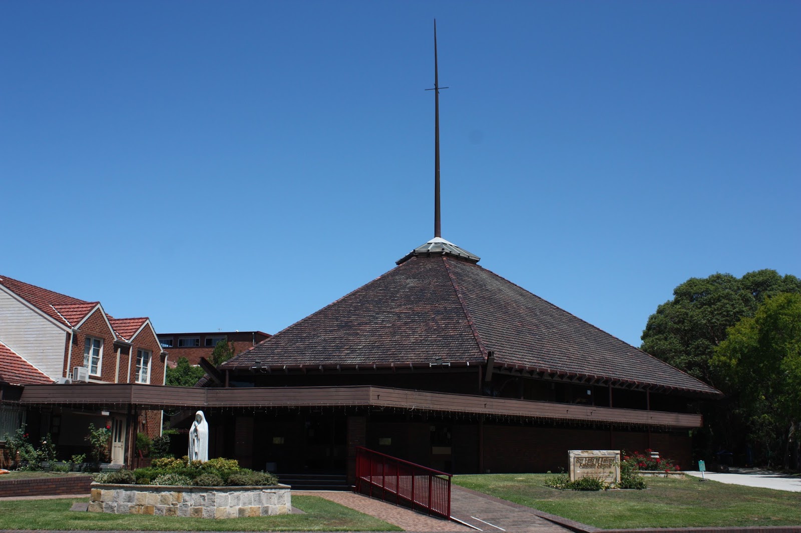 Sydney City and Suburbs Kingsgrove, Our Lady of Fatima Catholic Church