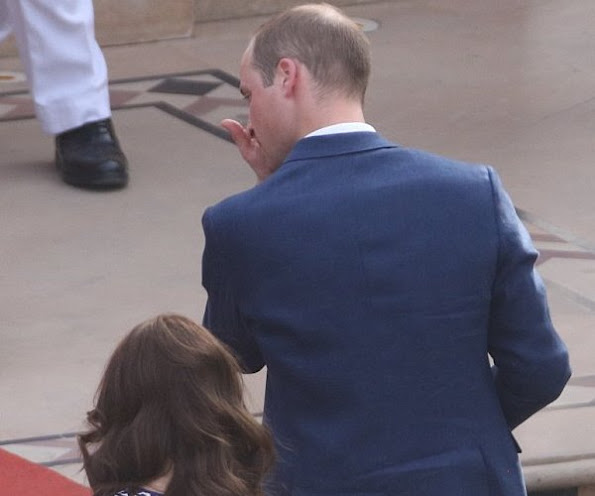 New photos relating to the Taj Mahal visit of Prince William and Kate Middleton - Duchess of Cambridge were published.