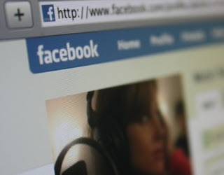 Diez estados que te hacen "odioso" en Facebook