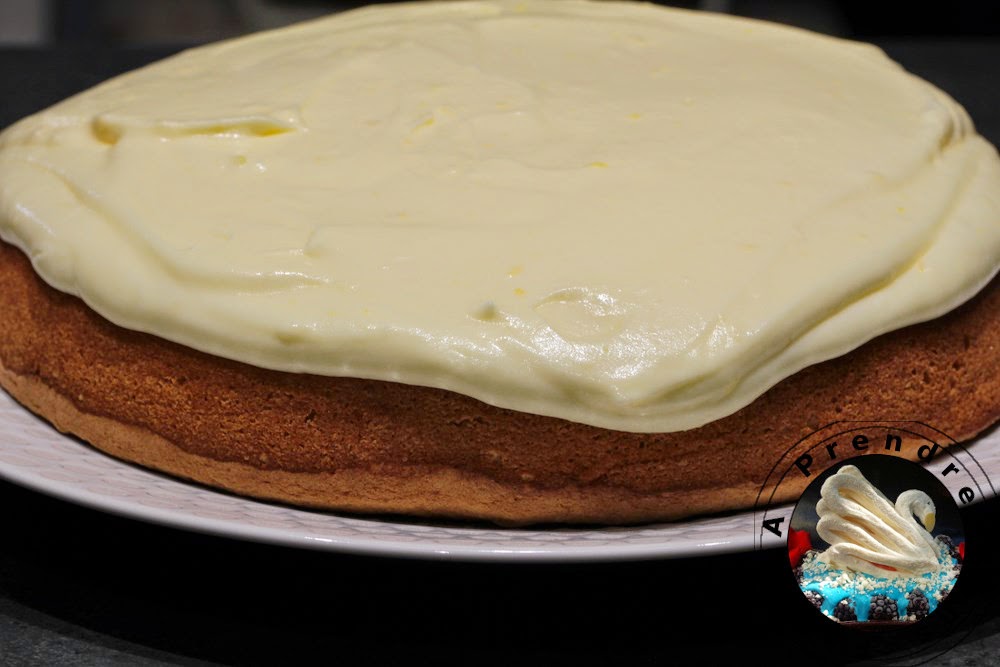 Gâteau à la vanille et crème de citron meringué (pas à pas en photos)