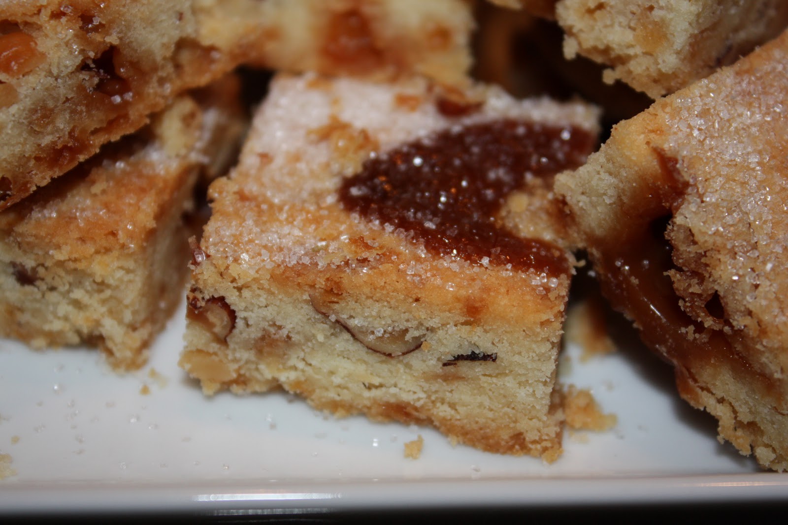 Bananenbrot mit Haselnuss-Karamell-Füllung