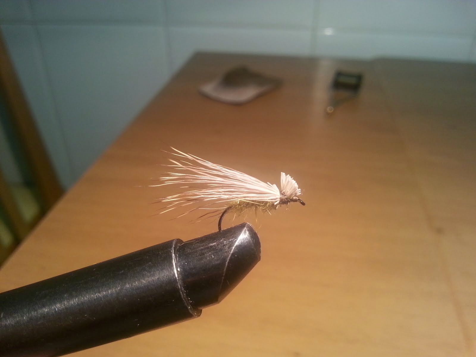 SIMPLE ELK HAIR CADDIS