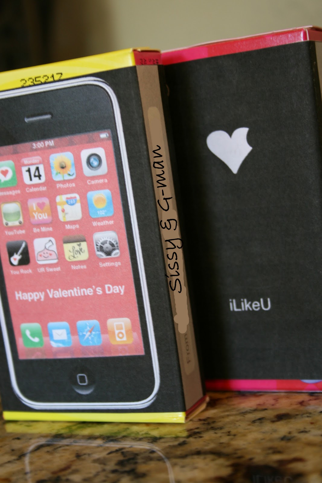Our Semi-Homemade Life: iphone Valentines - THE cutest Semi-Homemade