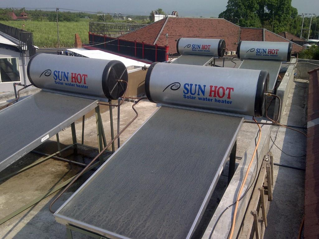 Pasang Pemanas Air Tenaga Surya Sun Hot Surabaya 0813 5702 0066