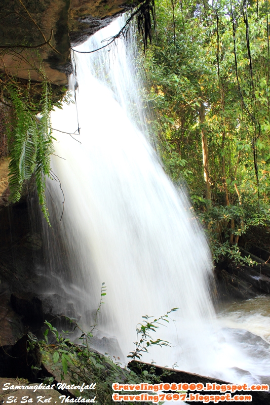 SomRongKiat_Waterfall_B003.JPG