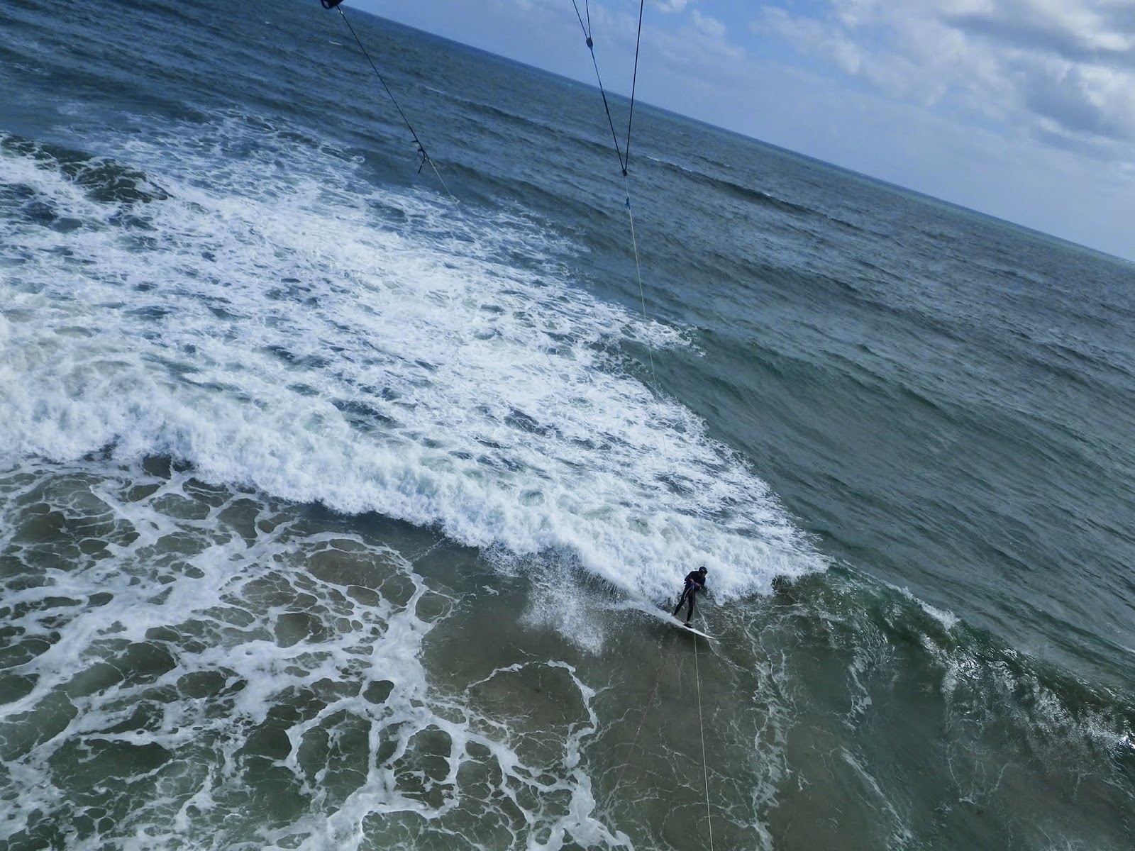 Peter's kitesurfing blog Kitesurfing big waves at Inverloch main beach