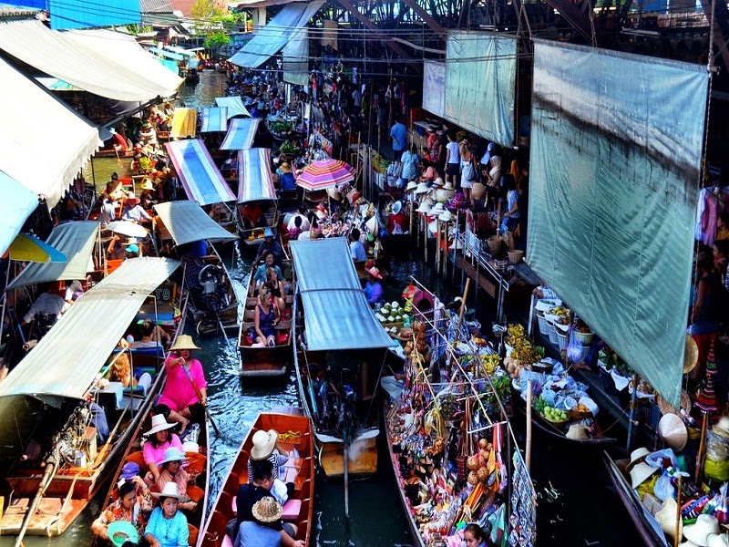 floating market of damnoen saduak