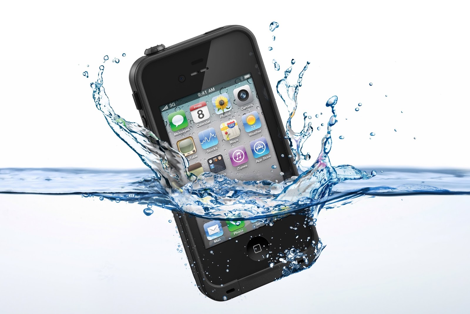 Smartphone Gone Underwater Steps To Fix It TechFools