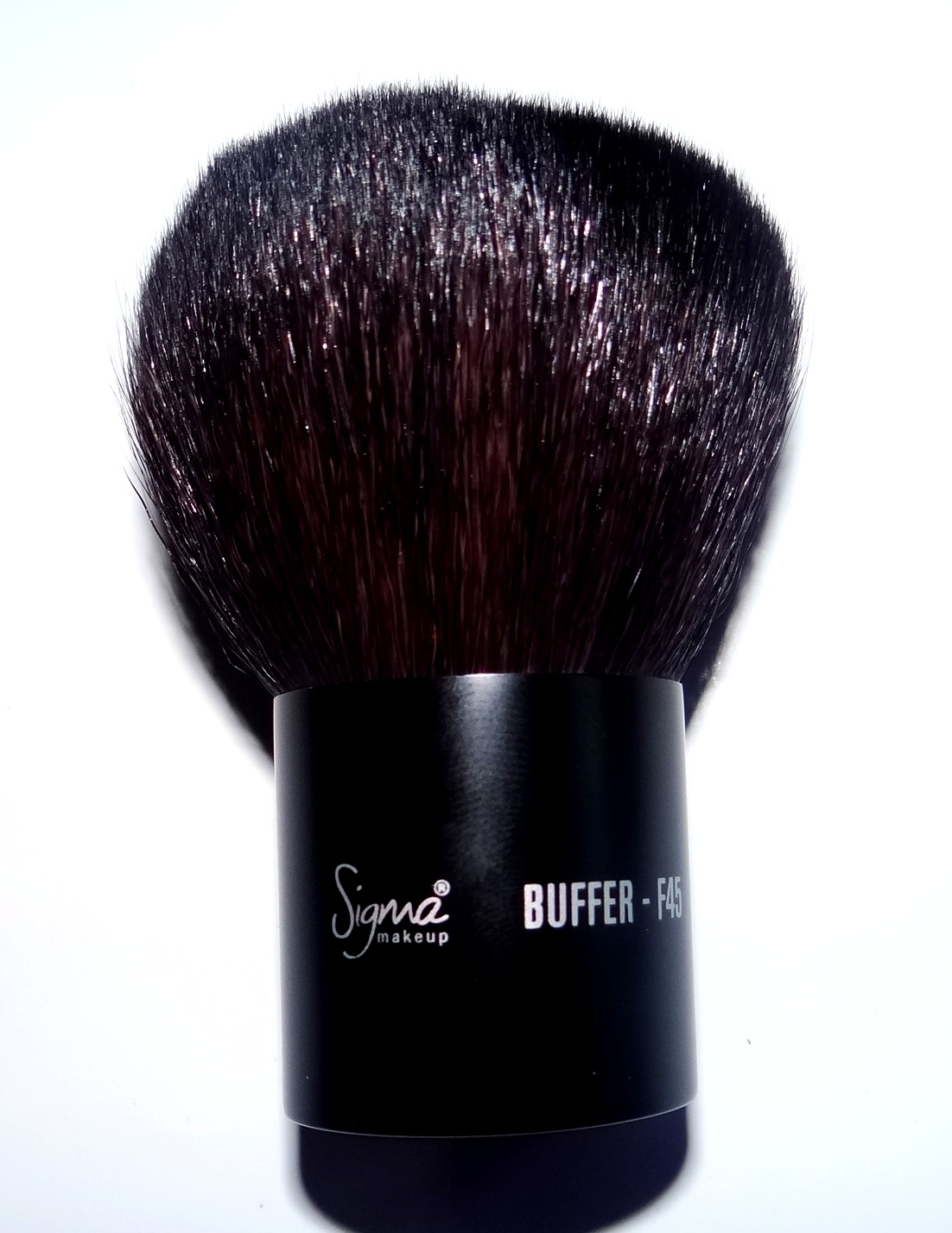 Sigma F45 Buffer Brush review, photos Chamber of beauty