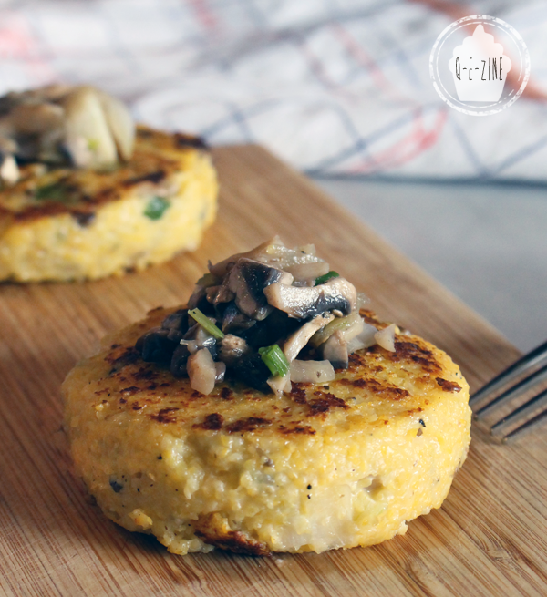 Qezine Galette de polenta aux champignons de Paris