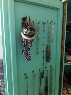 Móveis reciclados na decoração. Blog Achados de Decoração