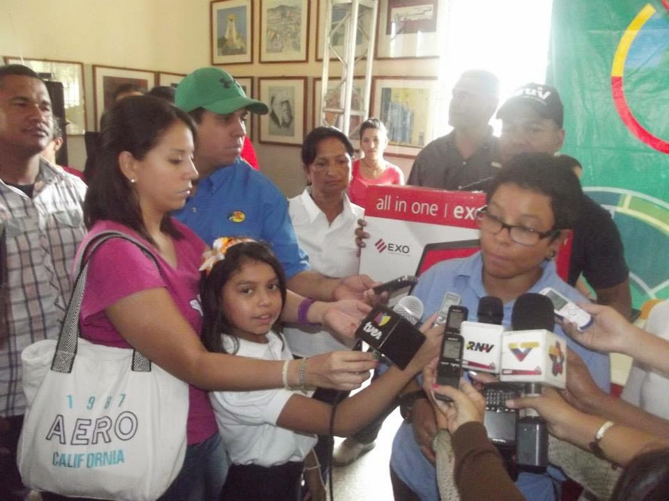 EDEYALI HERRERA ESTA EN NUESTRA RADIO DESDE 1º GRADO